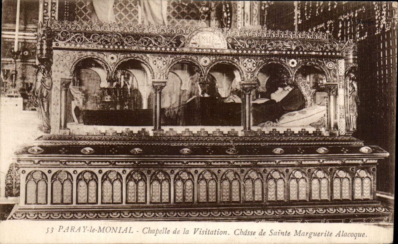 VINTAGE POSTCARD Paray Monial Chapelle of Visition Drives out Sainte Marguerite Alacoque