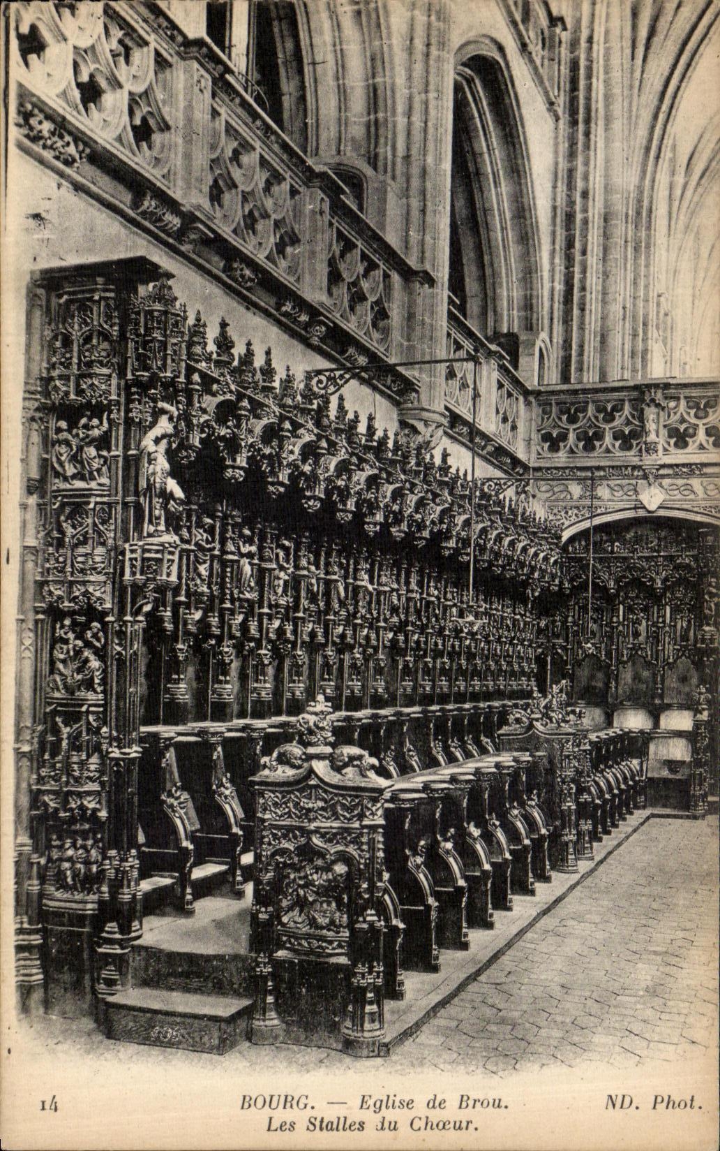 Iglesia de la ciudad de la POSTAL de la VENDIMIA de las paradas de las cascaras del estribillo