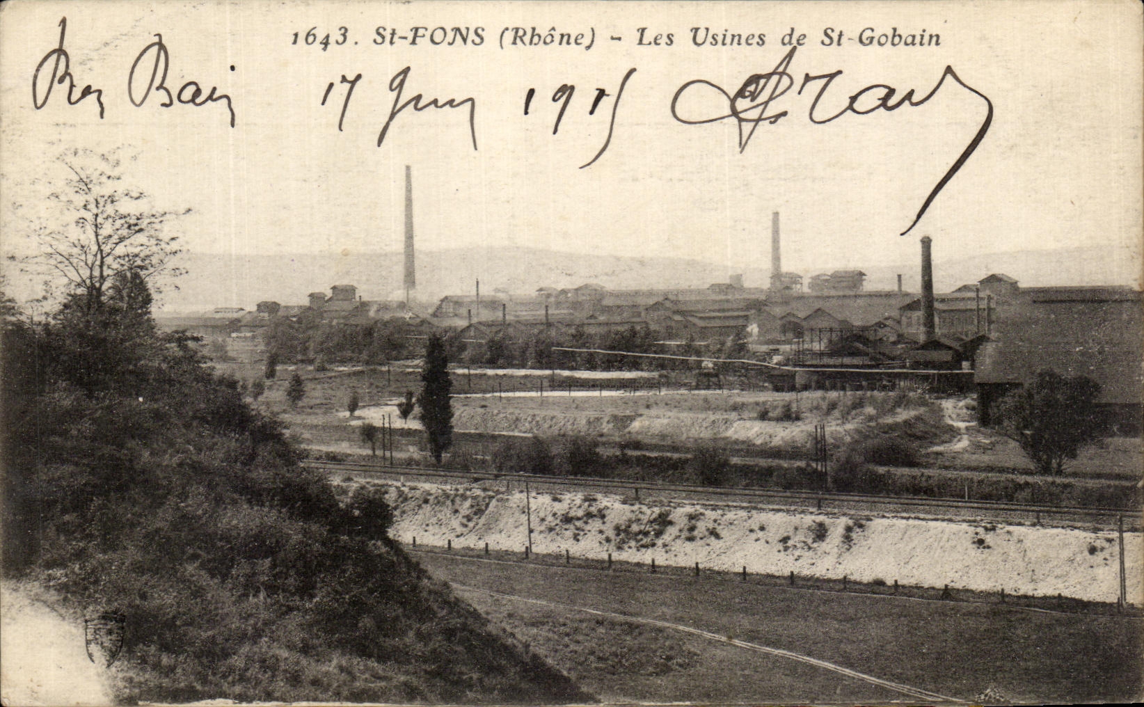 VINTAGE POSTCARD St Fons the Factories St Gobain