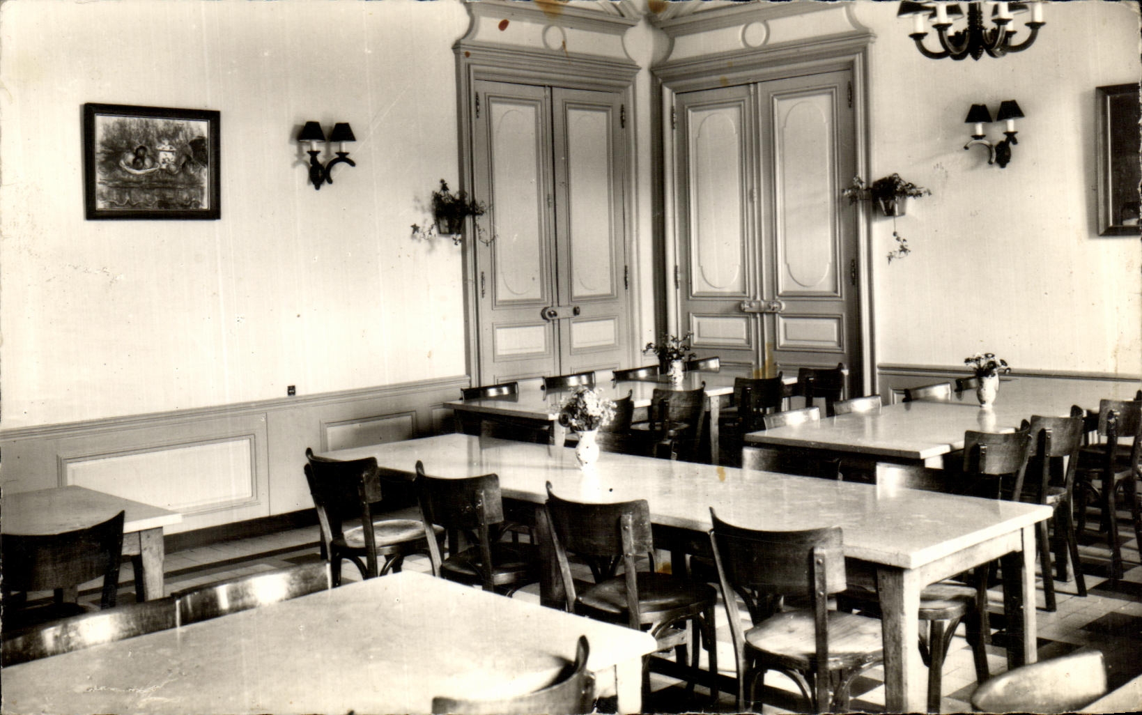 CPSM Amignie by Beaujeu Dining room of the Boys