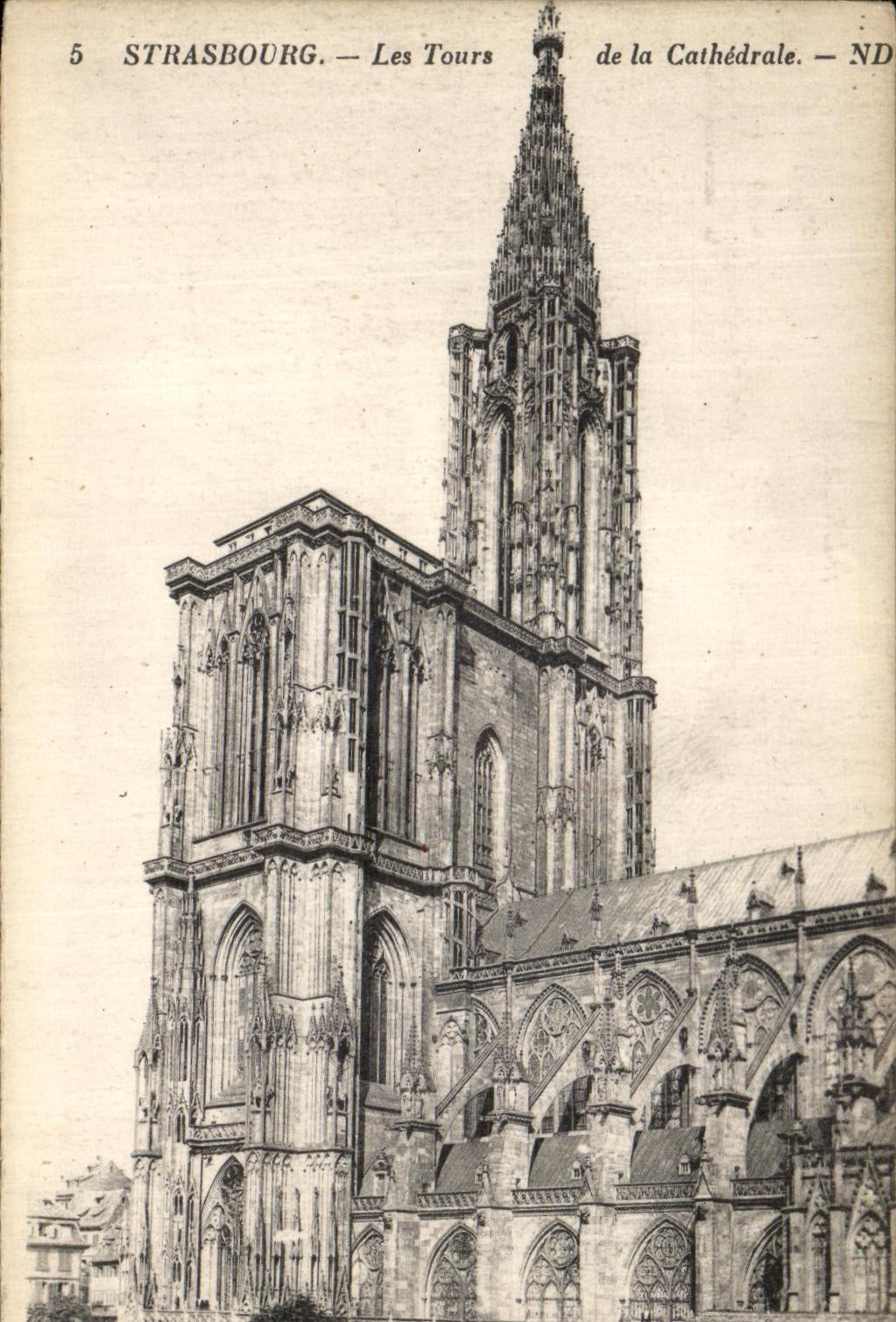 VINTAGE POSTCARD Strasbourg Tours of the Cathedral
