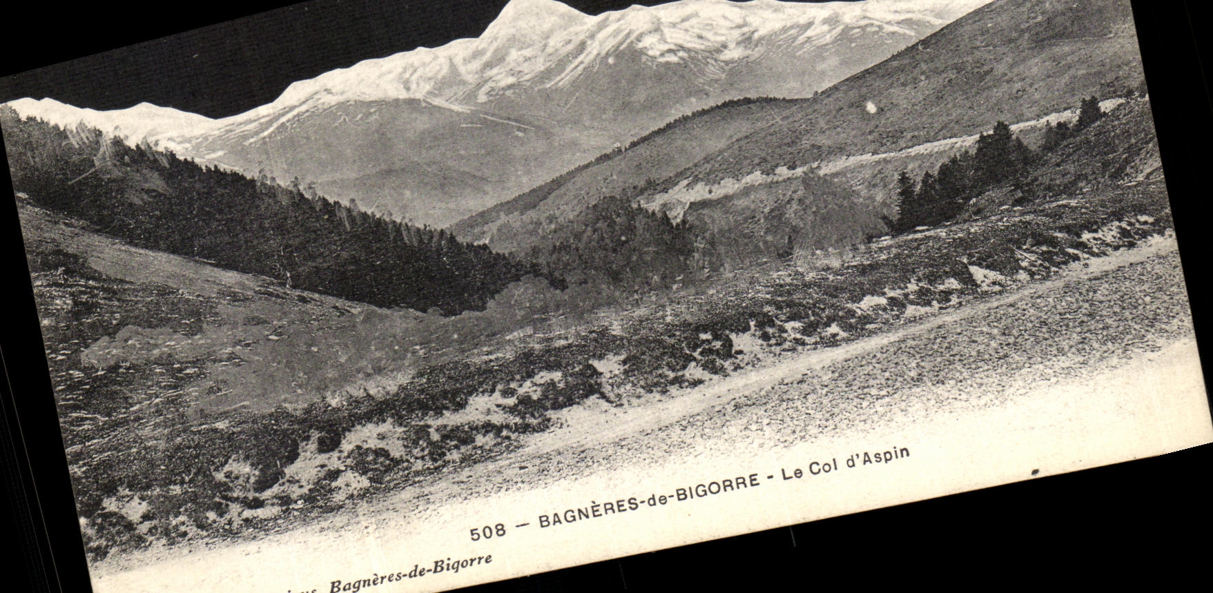 VINTAGE POSTCARD Bagneres de Bigorre the collar D Aspin
