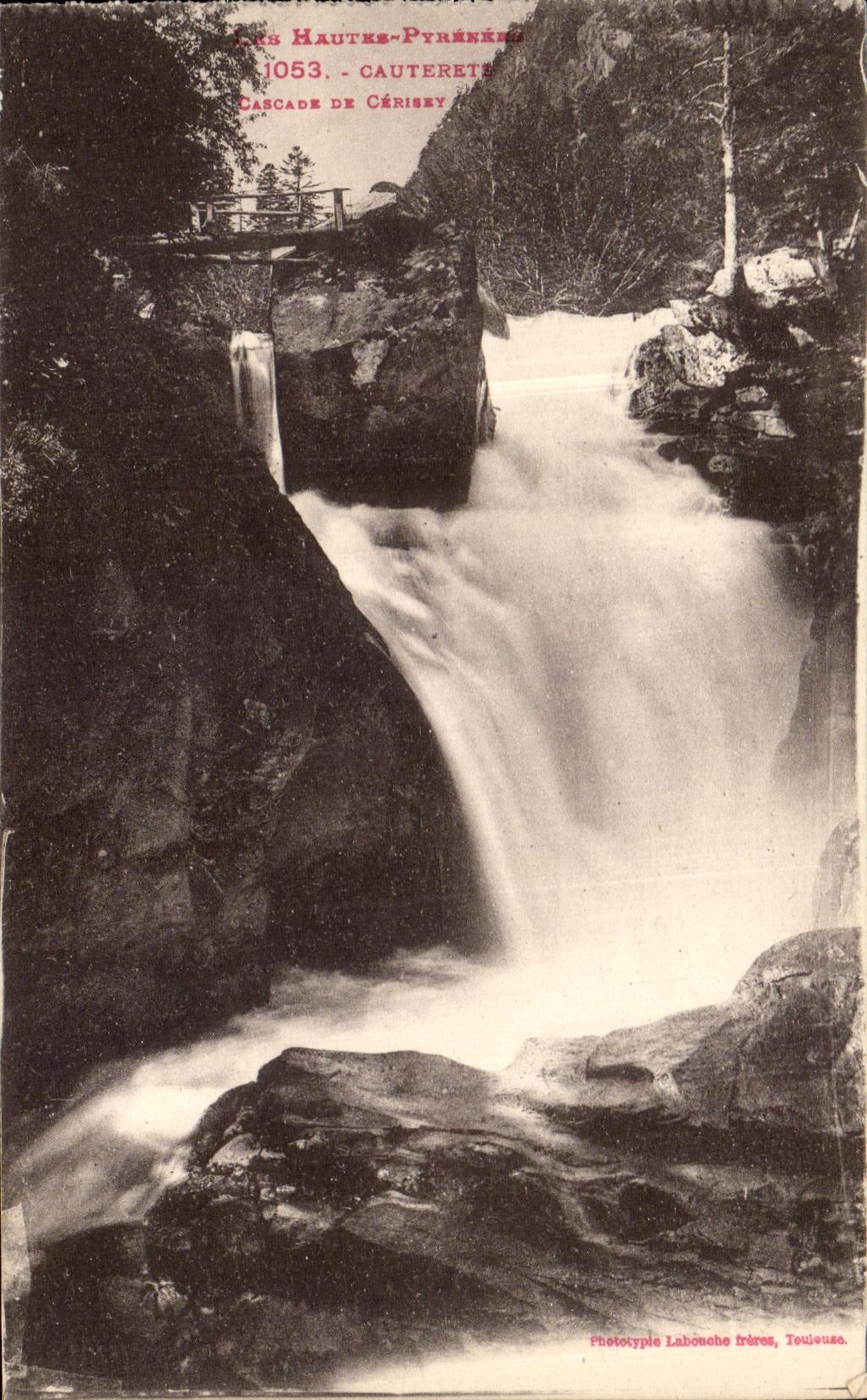 VINTAGE POSTCARD Cauterets Cascades De Cerisey