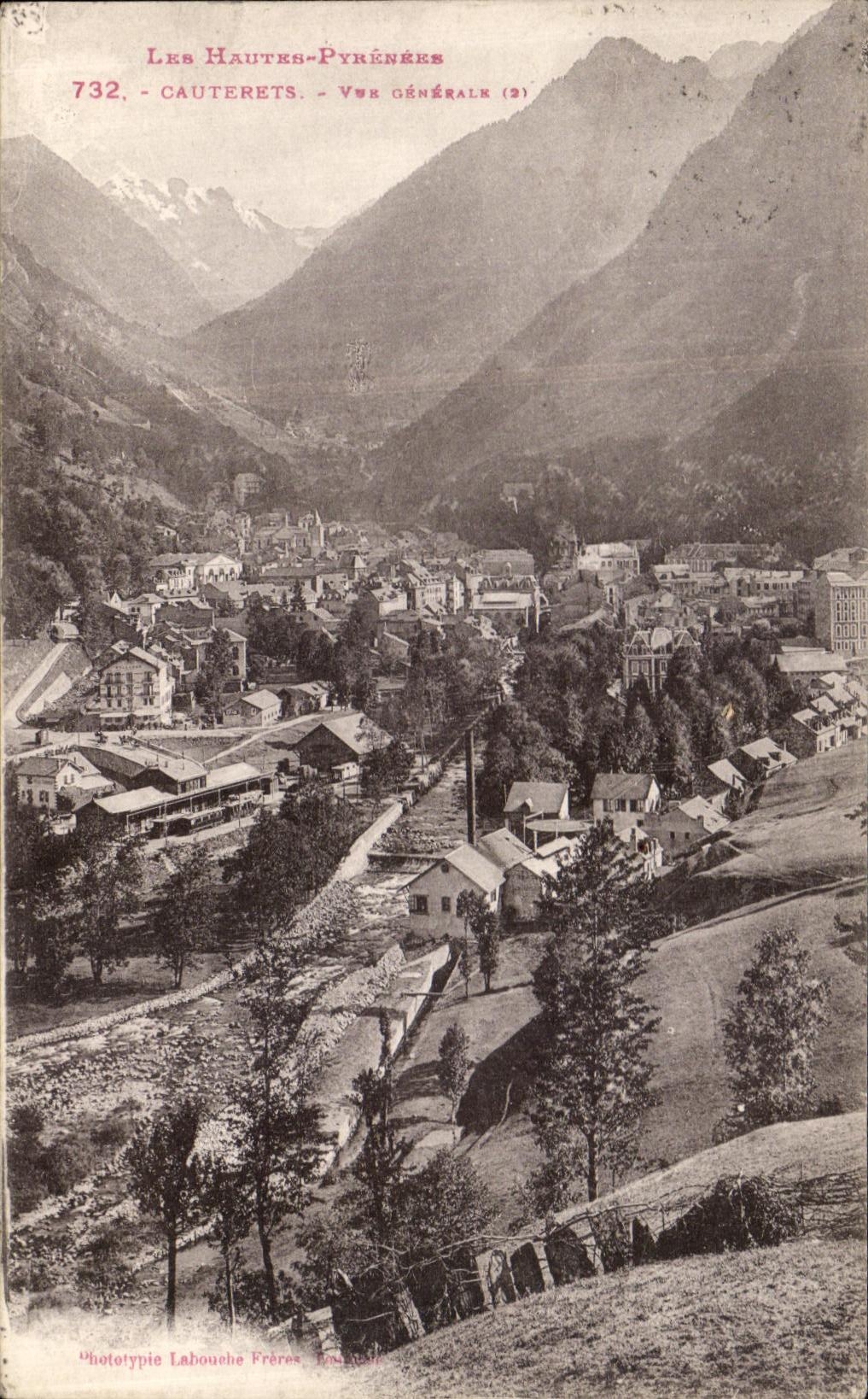 VINTAGE POSTCARD Cauterets View