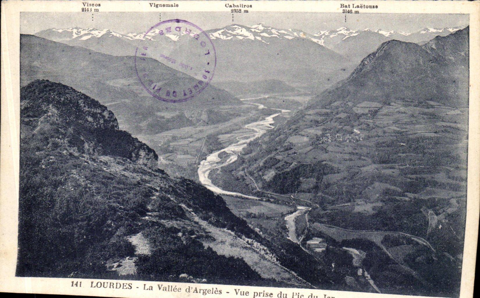 VINTAGE POSTCARD Heavy the Valley D Argeles Seen from of the Peak