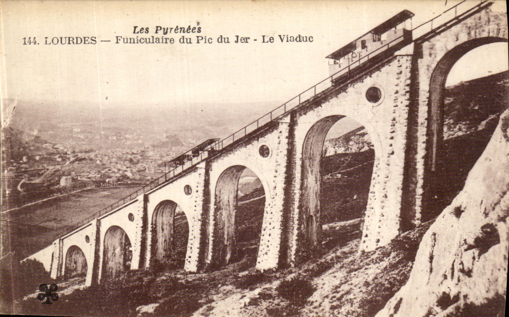 VINTAGE POSTCARD Heavy Funicular Of the Peak of Jer the Viaduct