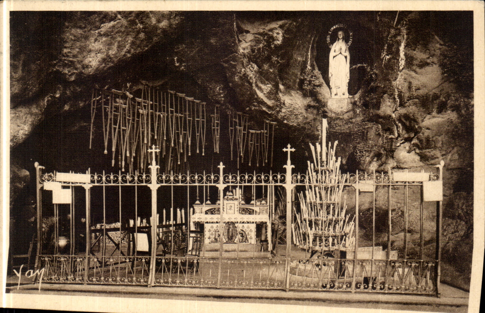 VINTAGE POSTCARD Heavy the Miraculous Cave