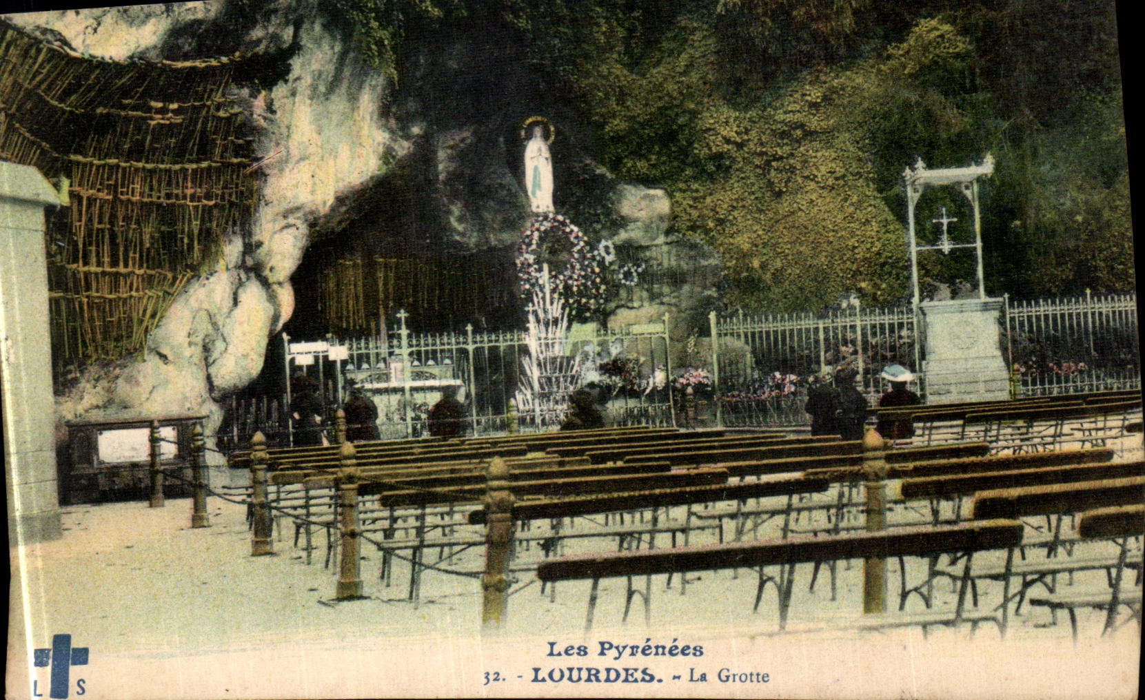VINTAGE POSTCARD Heavy the Cave