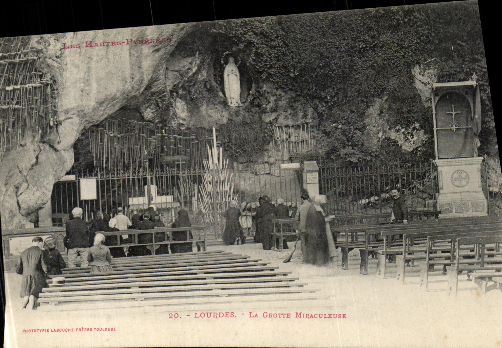 VINTAGE POSTCARD Heavy the Miraculous Cave