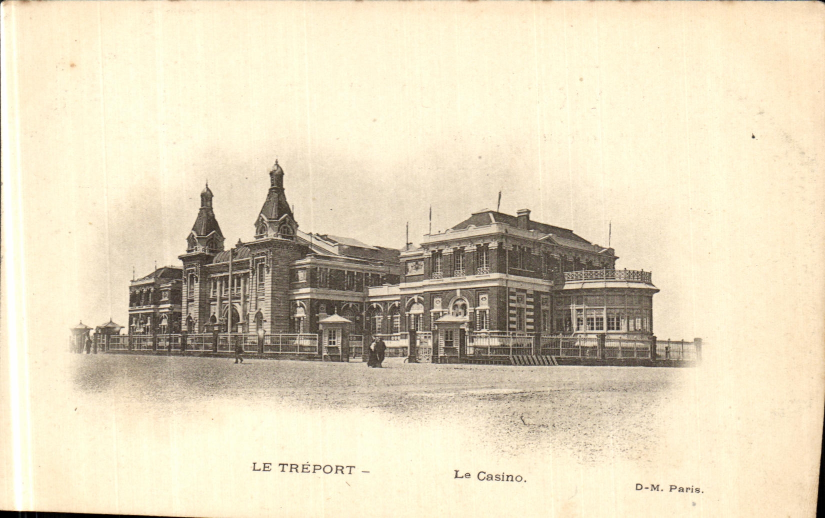 VINTAGE POSTCARD Treport the Casino