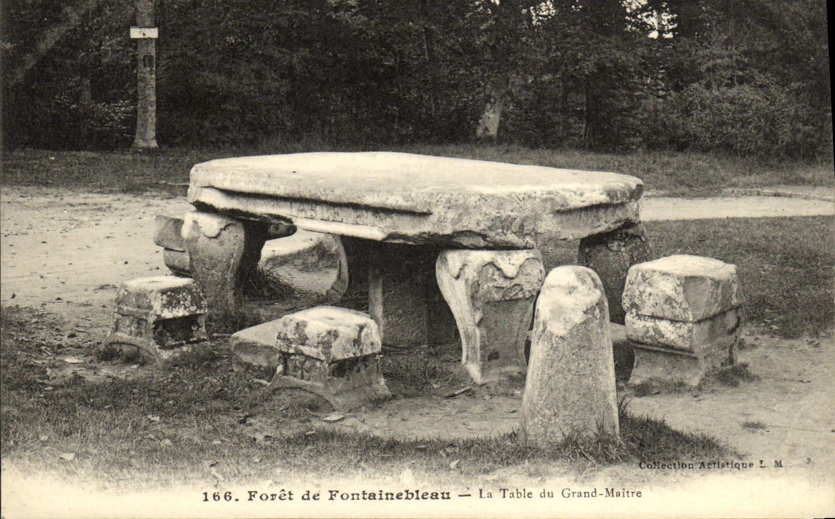 VINTAGE POSTCARD Drill of Fontainebleau the Table of the Large Master