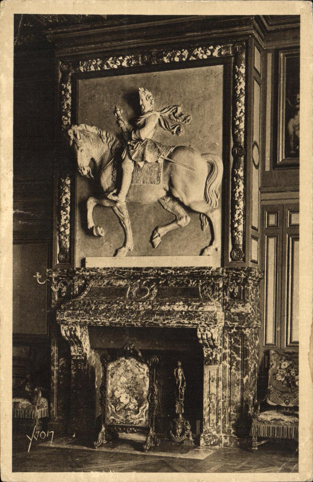 VINTAGE POSTCARD Fontainebleau Palais Rules equestrian of Henri IV