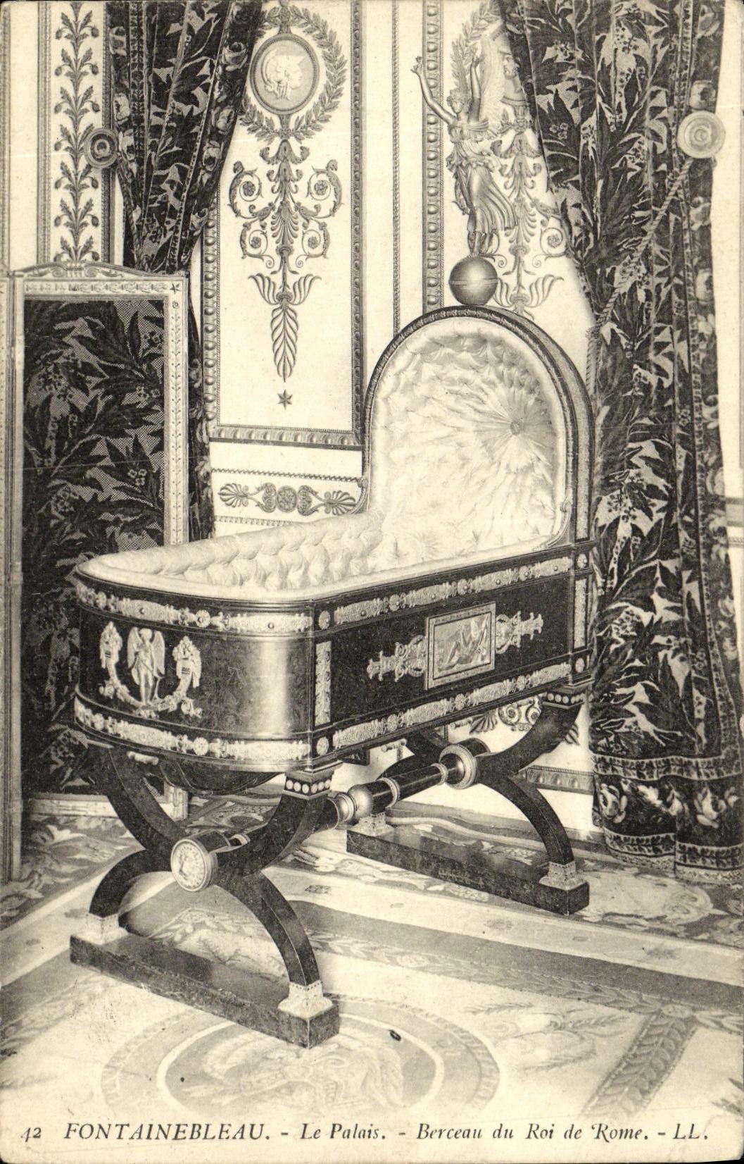 VINTAGE POSTCARD Fontainebleau the Palate Cradle of King de Rome Napoleon