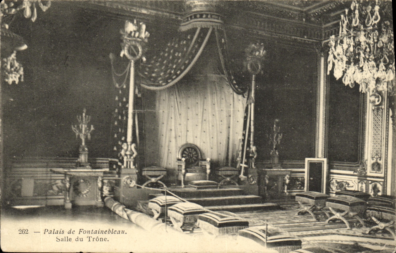 VINTAGE POSTCARD Fontainebleau the Palate Throne room