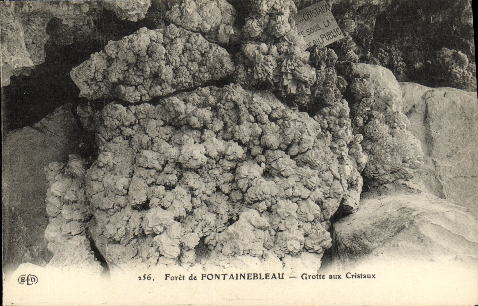 VINTAGE POSTCARD Fontainebleau Drill Cave with the Crystals