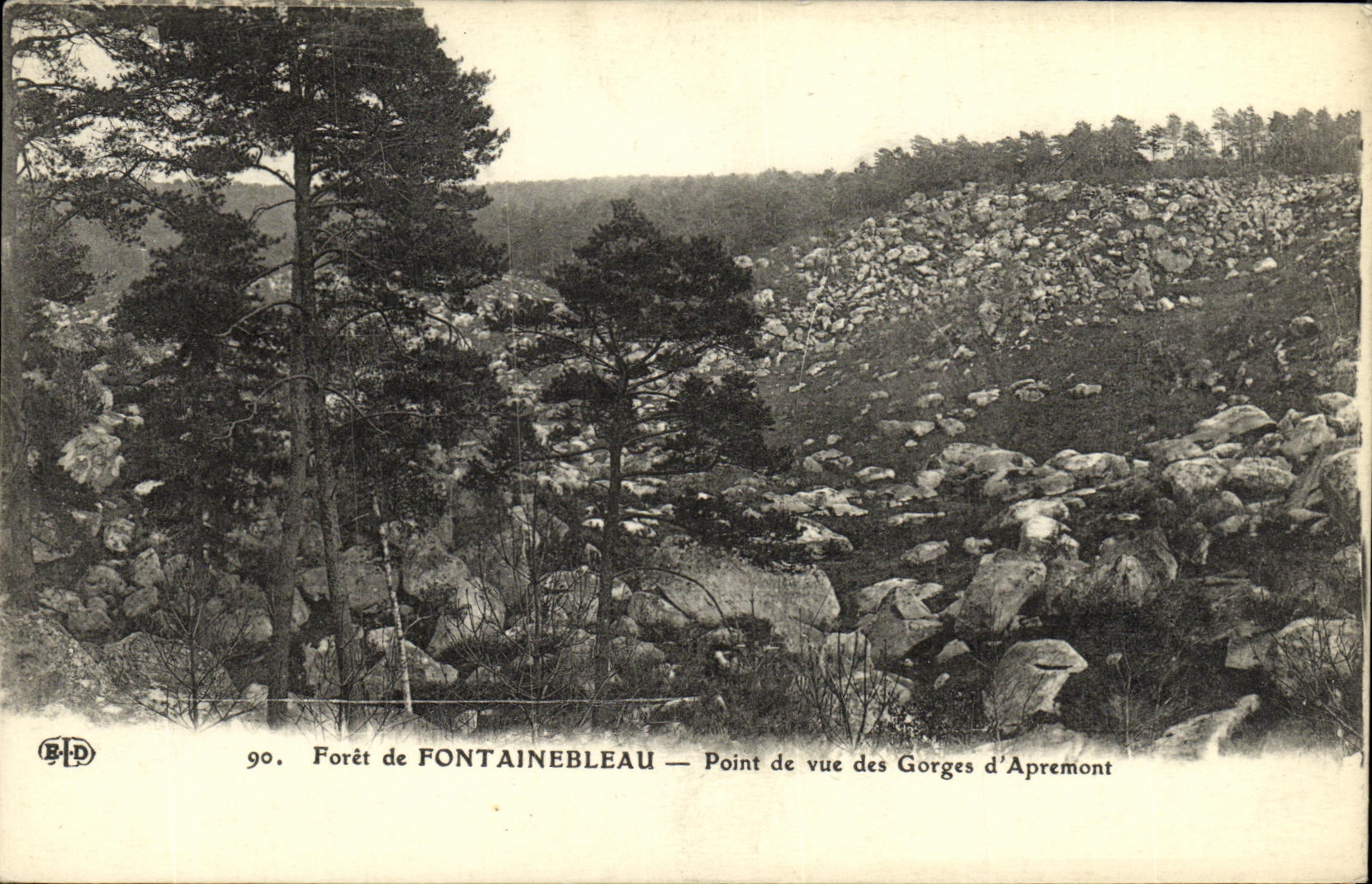 VINTAGE POSTCARD Fontainebleau Drill Point of view of the Falls D Apremont