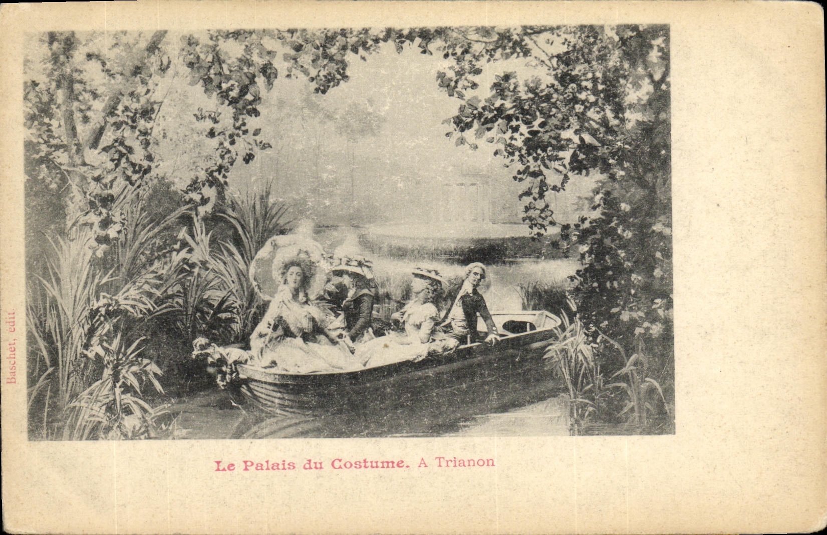 CPA Le Palais du Costume Trianon Folklore