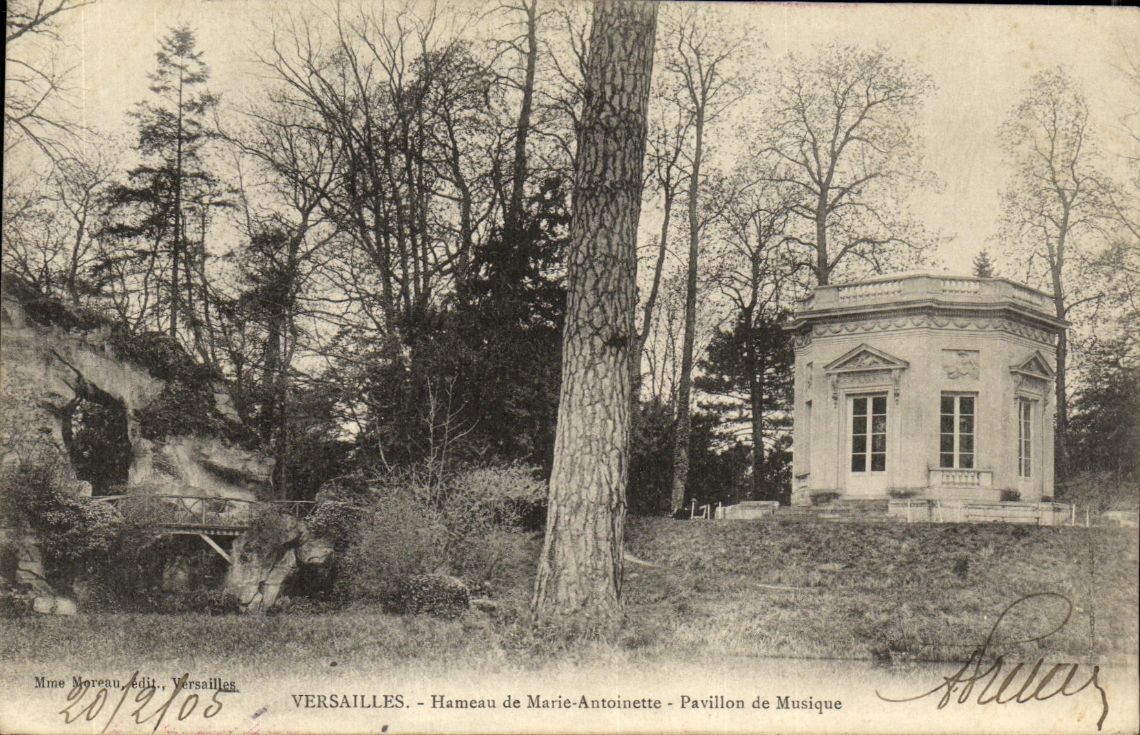 VINTAGE POSTCARD Versailles Hamlet of Marie Antoinette Pavillon of Music