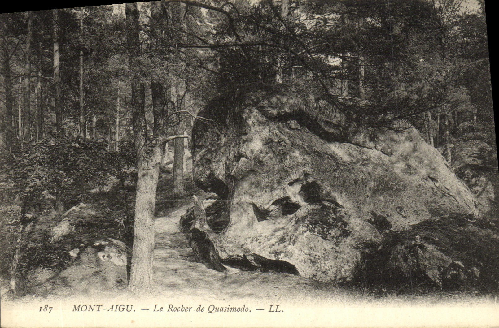 VINTAGE POSTCARD Acute Mount the Rock of Low Sunday