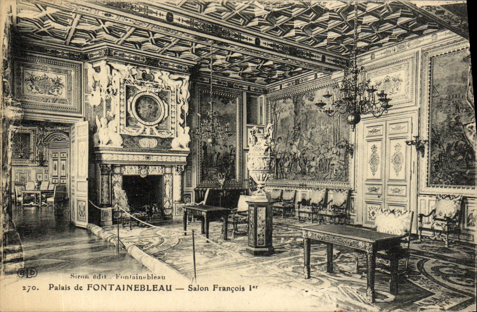VINTAGE POSTCARD Palate De Fontainebleau Francois Living room 1st