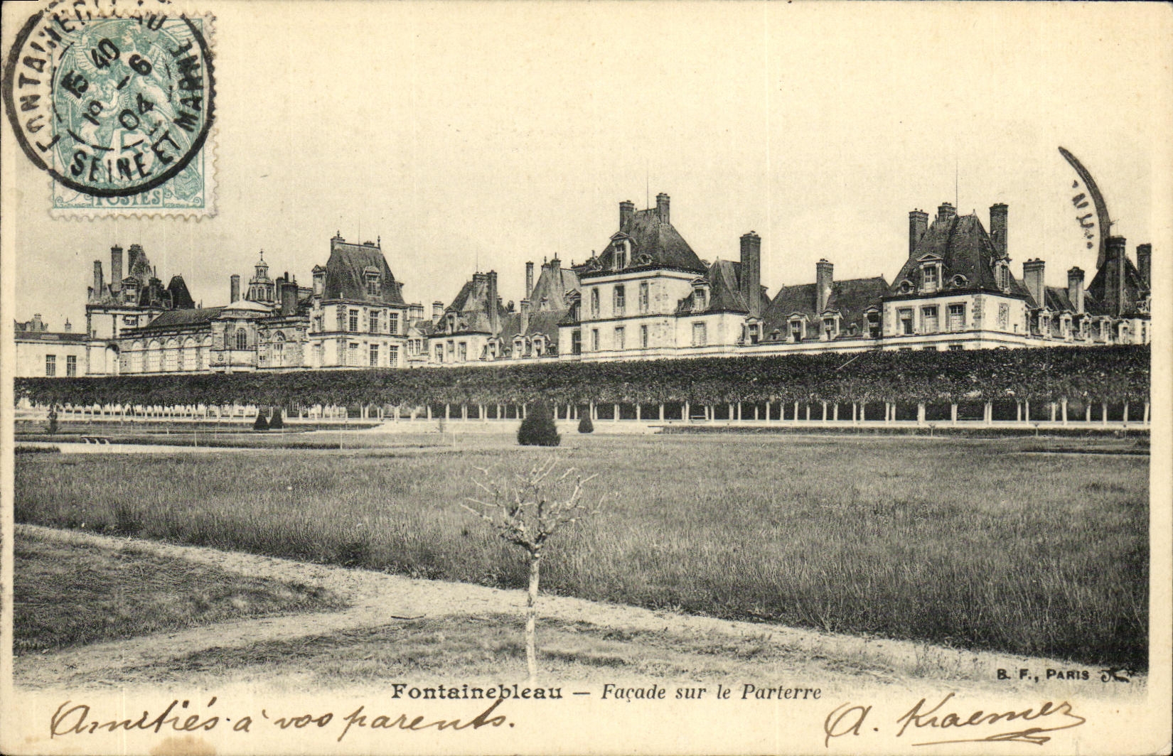 VINTAGE POSTCARD Palate of Fontainebleau Frontage on the Floor