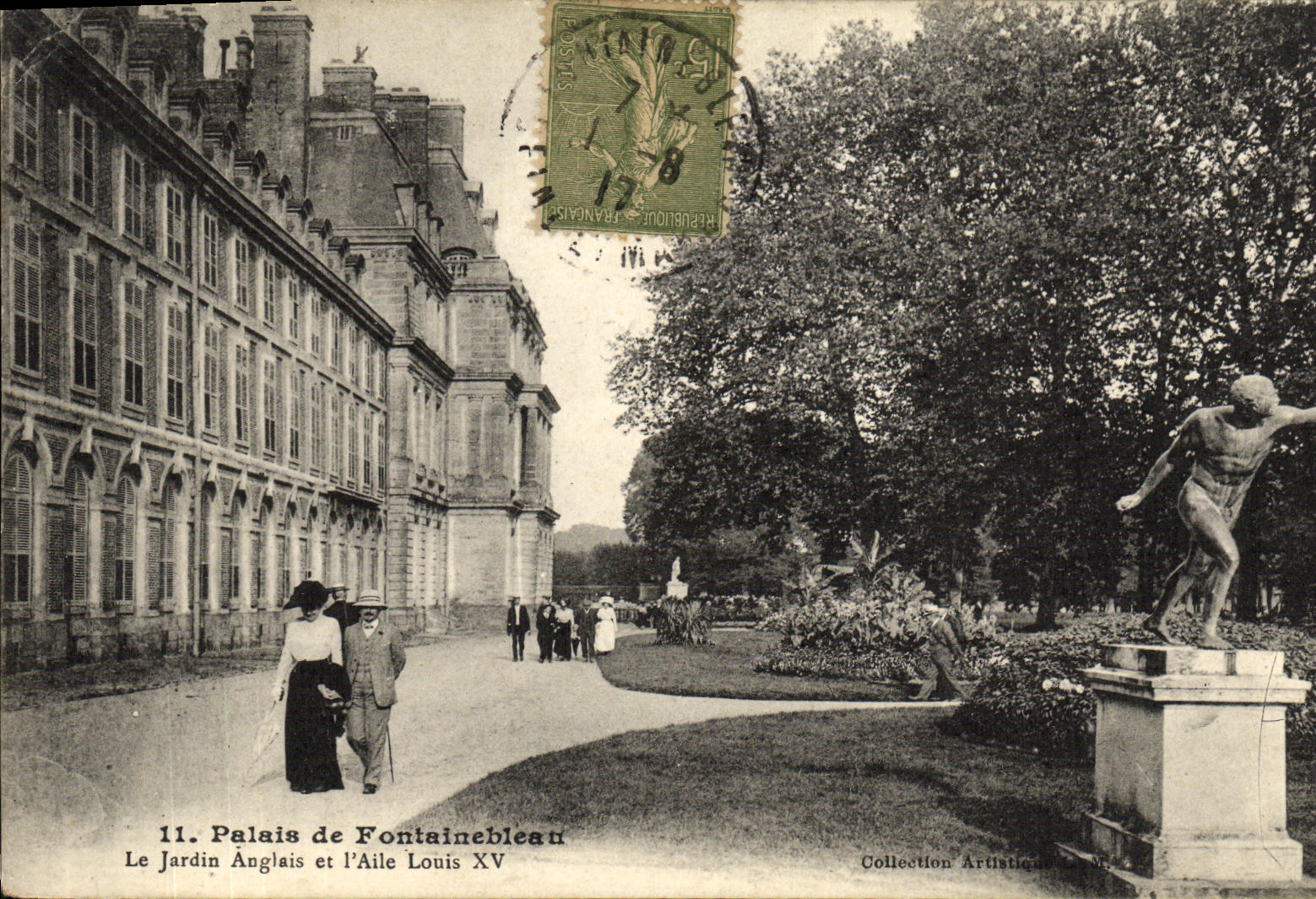 VINTAGE POSTCARD Palate of Fontainebleau the English Garden and L Wing Louis XV
