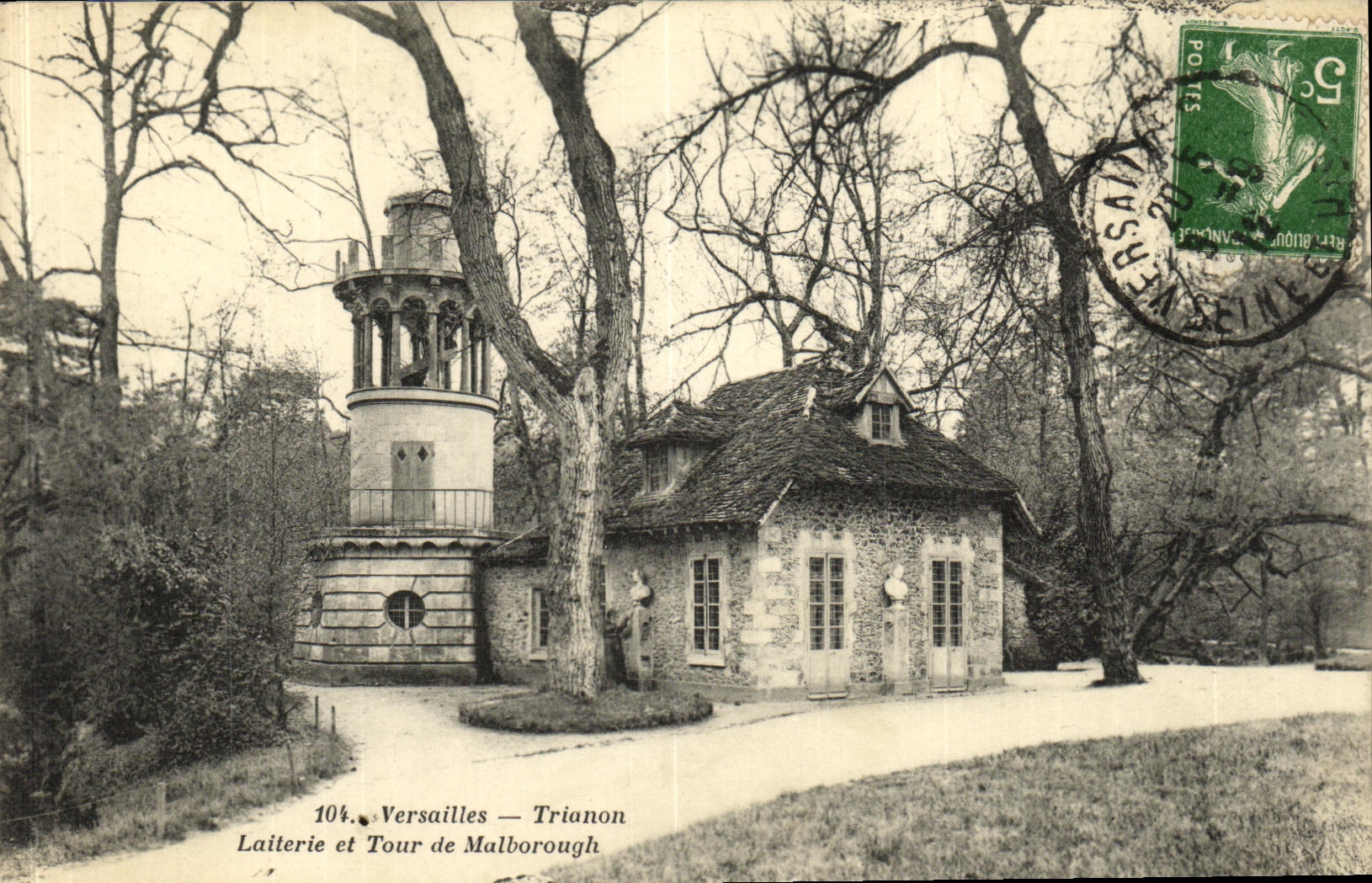 CPA Versailles Trianon Laiterie et Tour de Malborough
