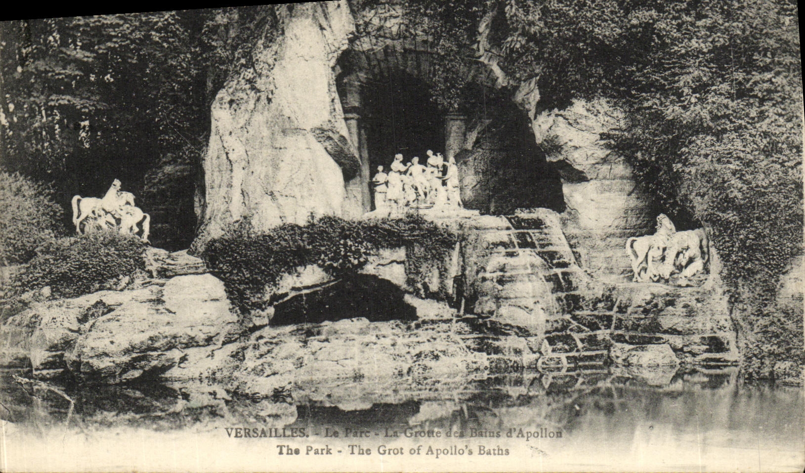 VINTAGE POSTCARD Versailles the Park the Cave of the baths D Apollo