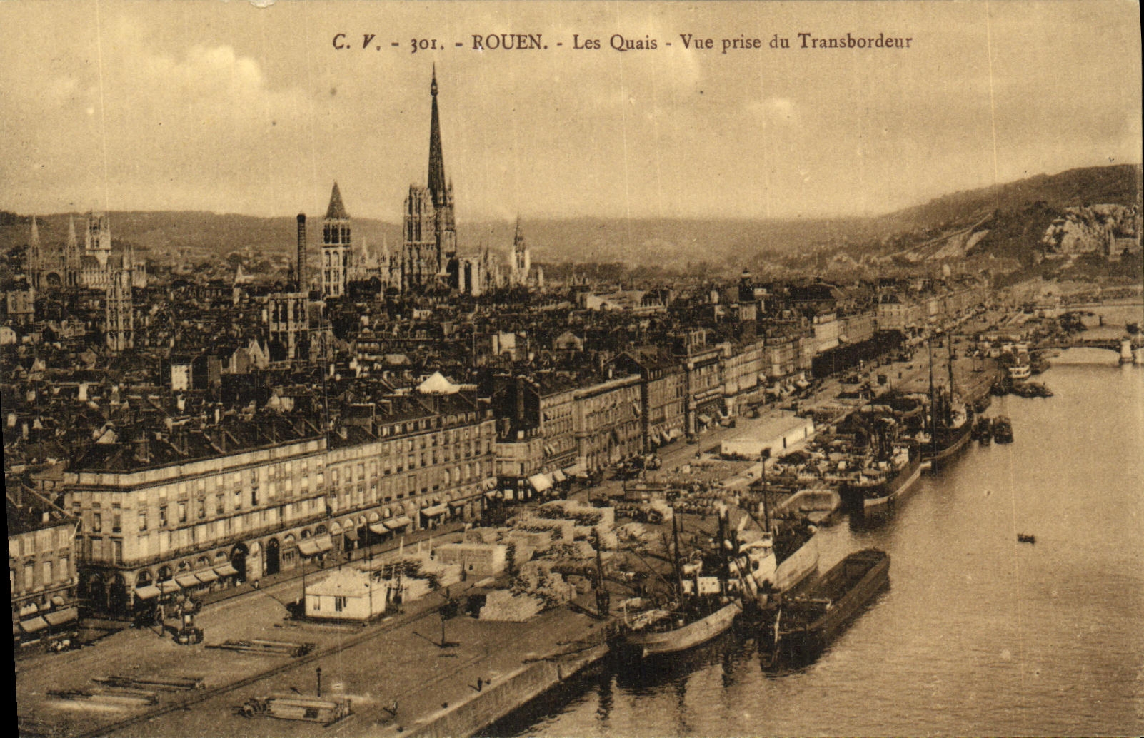 VINTAGE POSTCARD Rouen Quays Seen from of the Transporter Boats