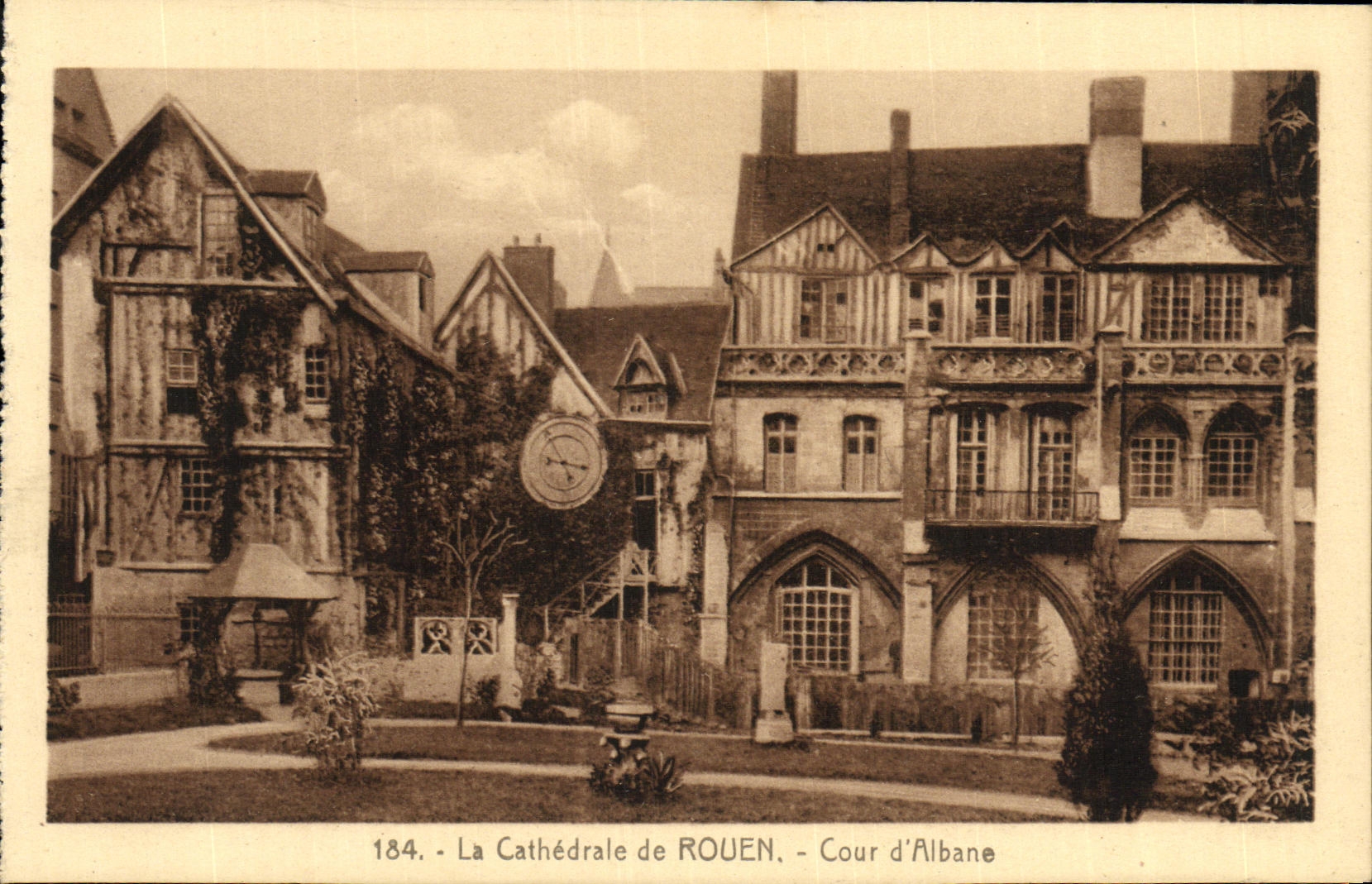 VINTAGE POSTCARD the Cathedral of Rouen Court D Albane