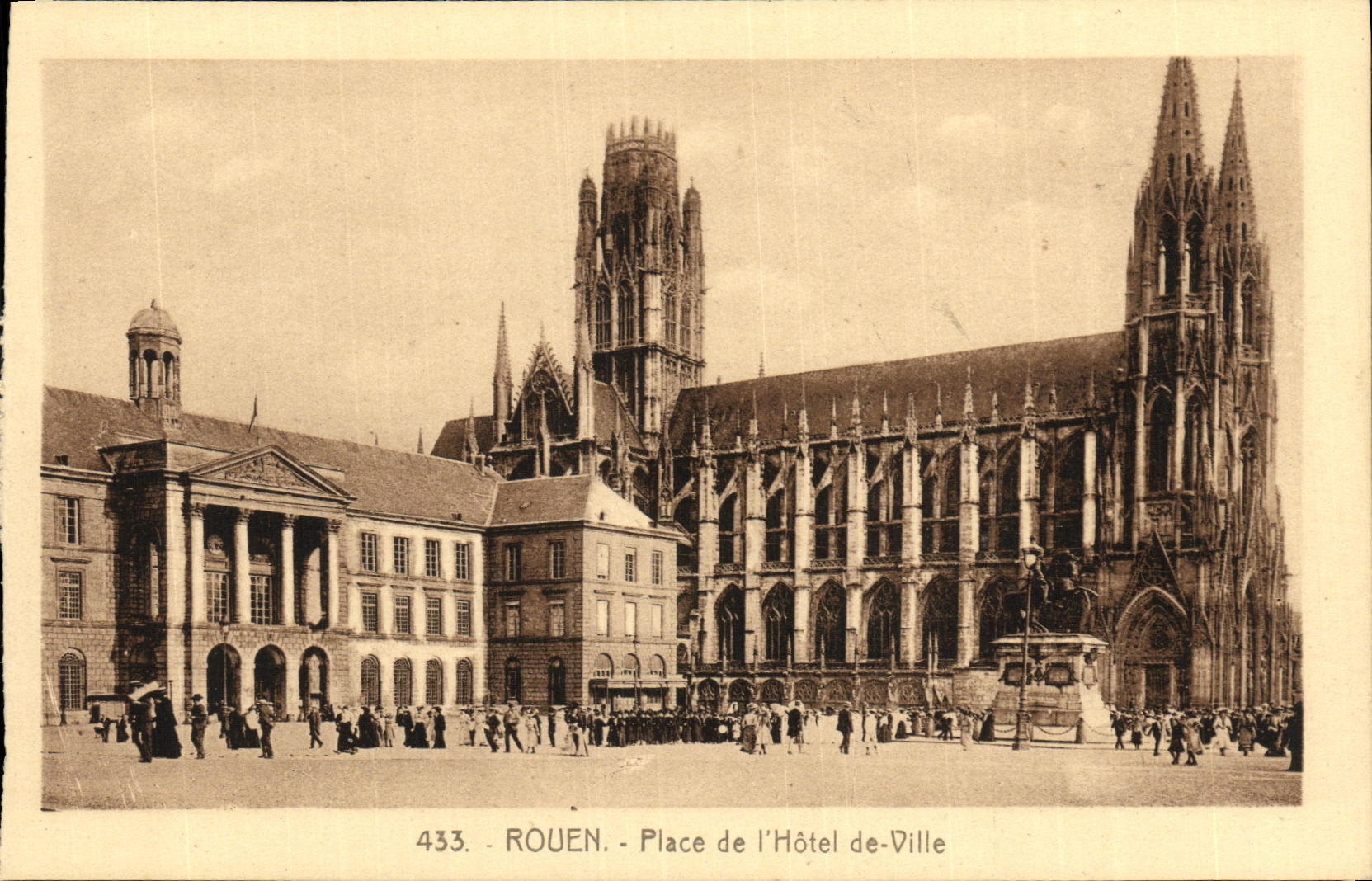 VINTAGE POSTCARD Rouen Places L Town hall