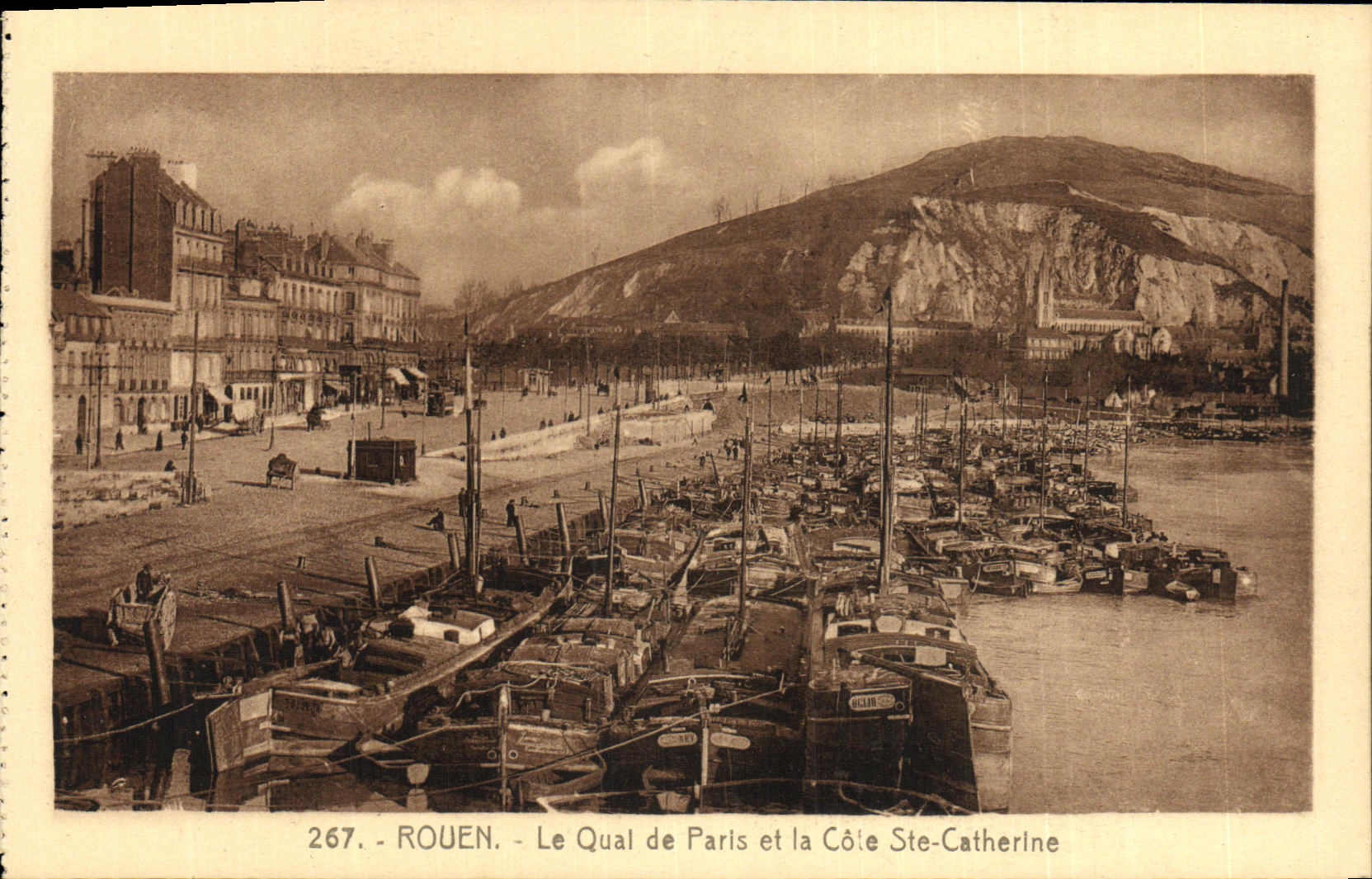 VINTAGE POSTCARD Rouen the Quay Of Paris And the Dimension co  Catherine Bateaux