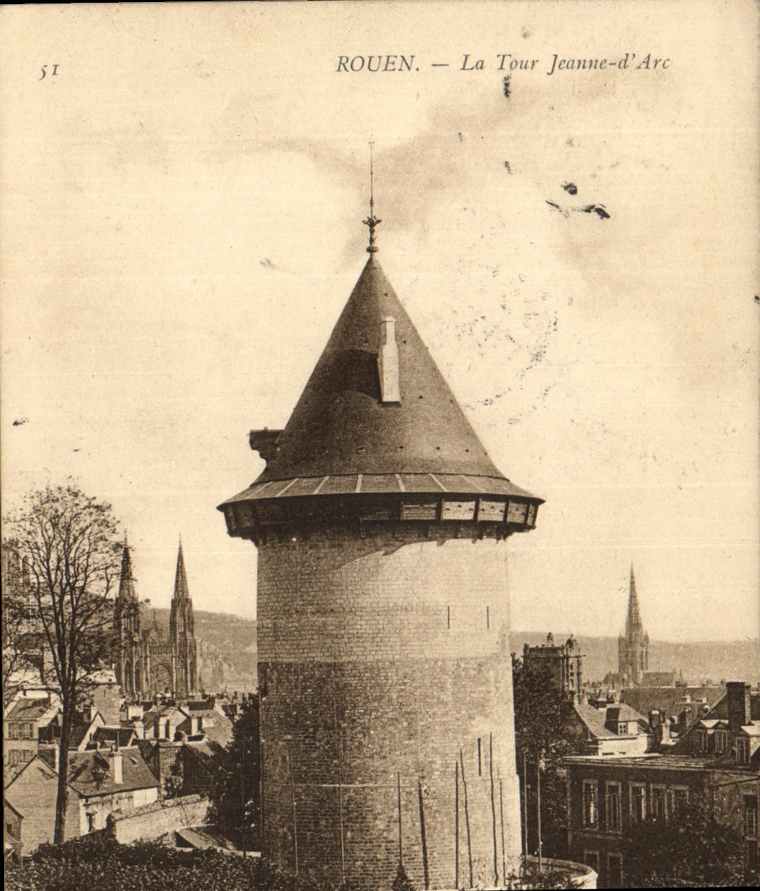 VINTAGE POSTCARD Rouen the Tower Jeanne D Arc