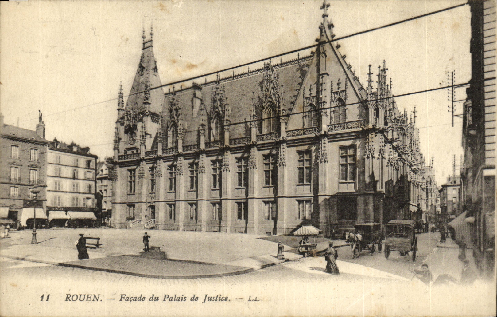 VINTAGE POSTCARD Rouen Frontage Of the Law courts
