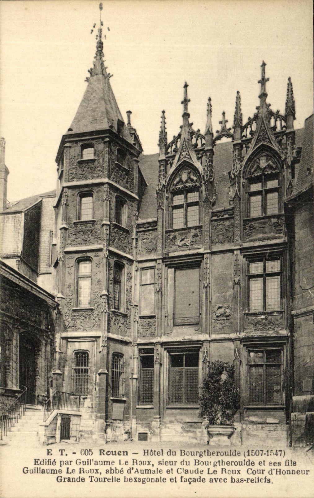 VINTAGE POSTCARD Rouen Hotel Of Bourgtheroulde