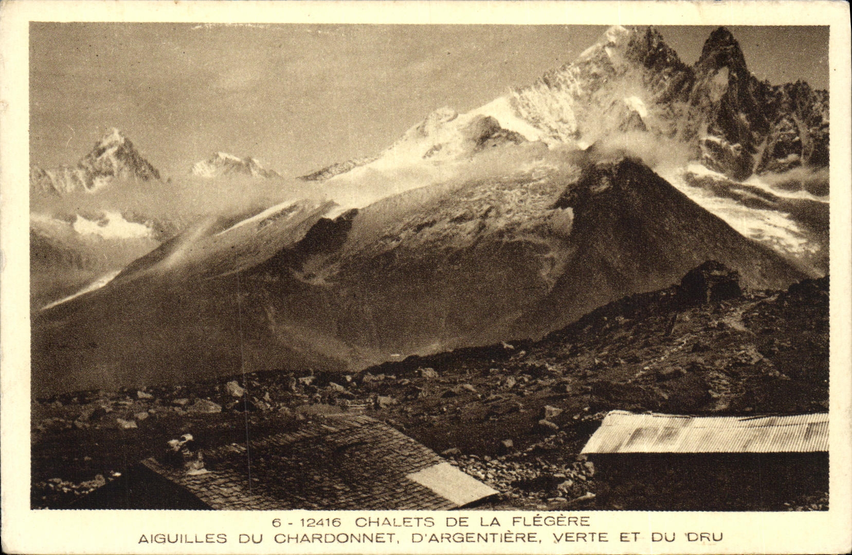 VINTAGE POSTCARD Country cottages Of Flegere Needles Of the Hanging post D Argentiere Green And Thickly