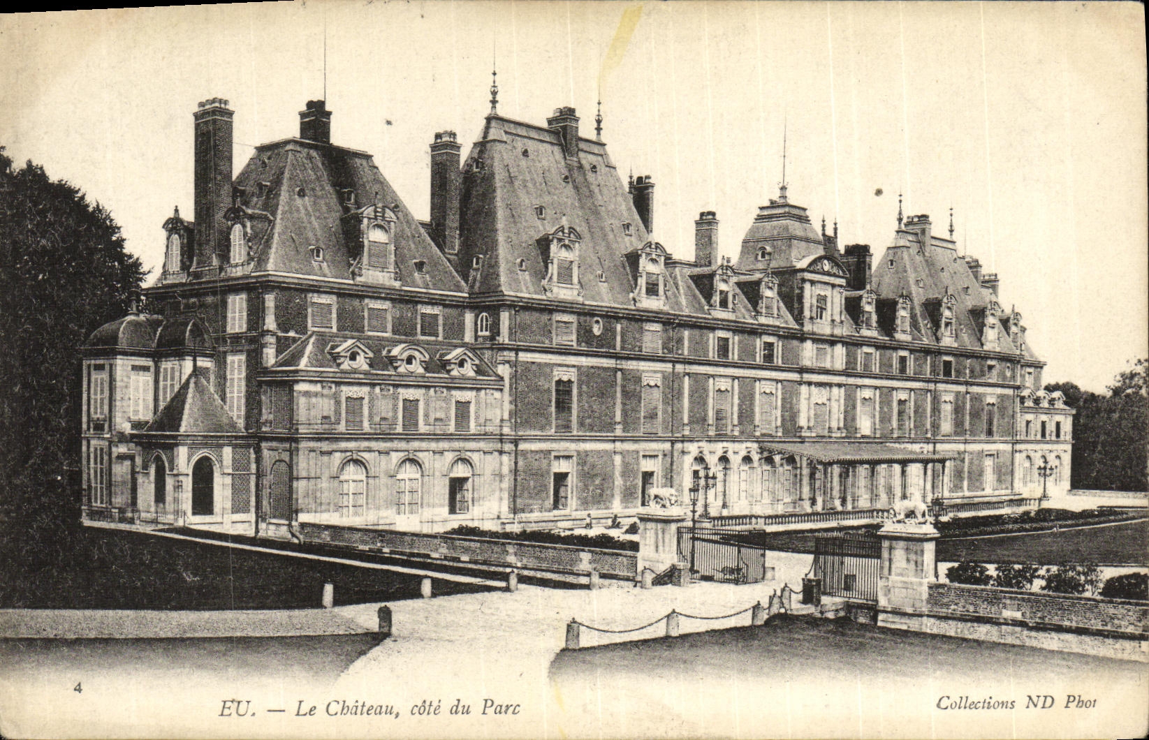 La POSTAL de la VENDIMIA tiene las dimensiones del parque del castillo