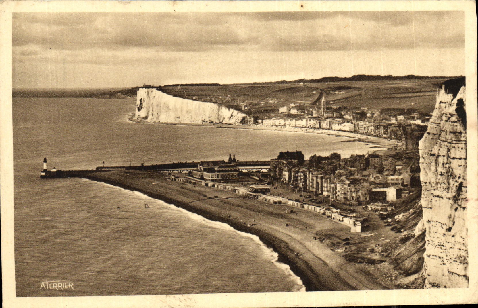VINTAGE POSTCARD Treport View of the Two Beaches
