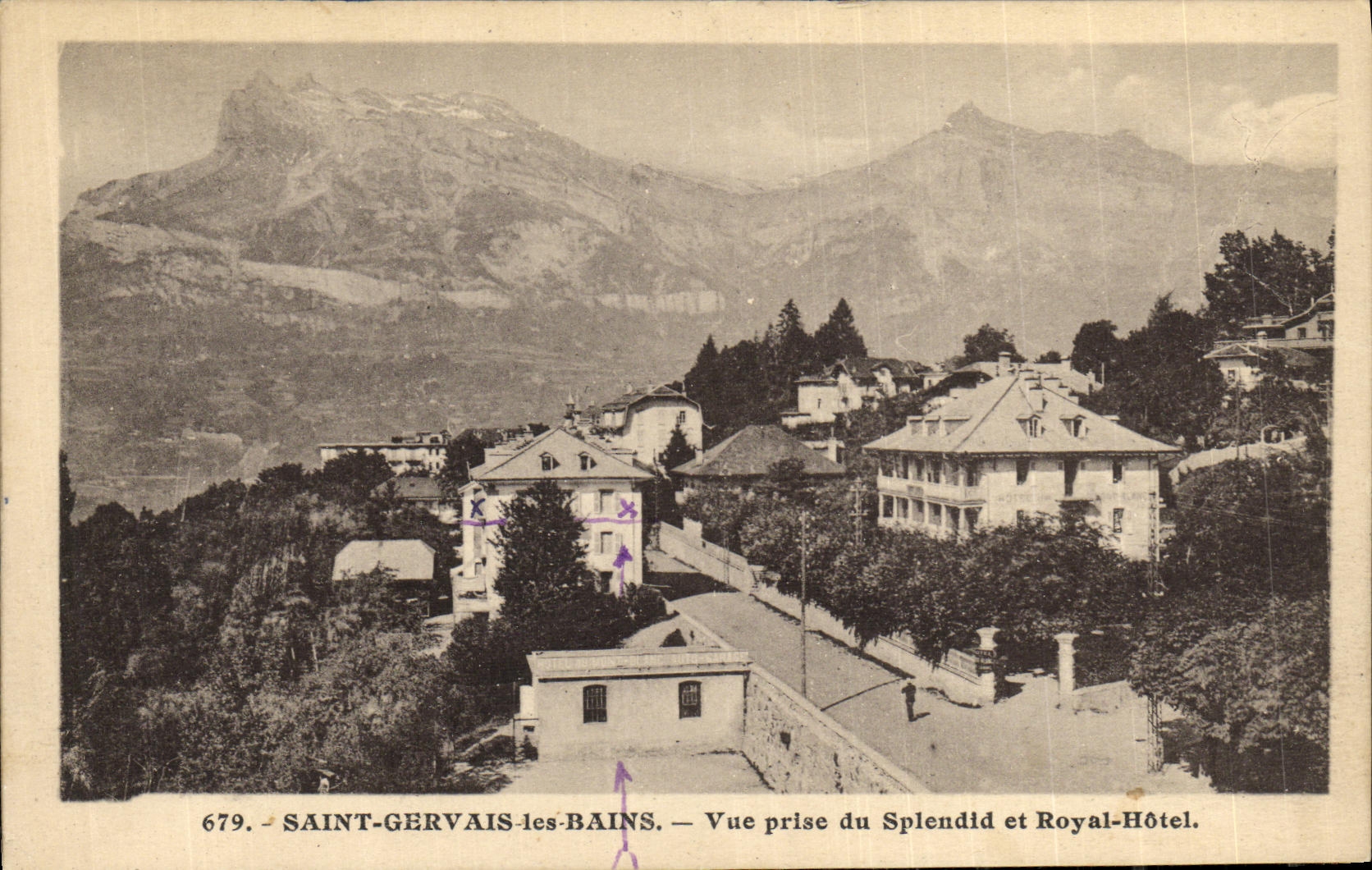 CPA Saint Gervais les Bains Vue Prise du Splendid et Royal Hotel