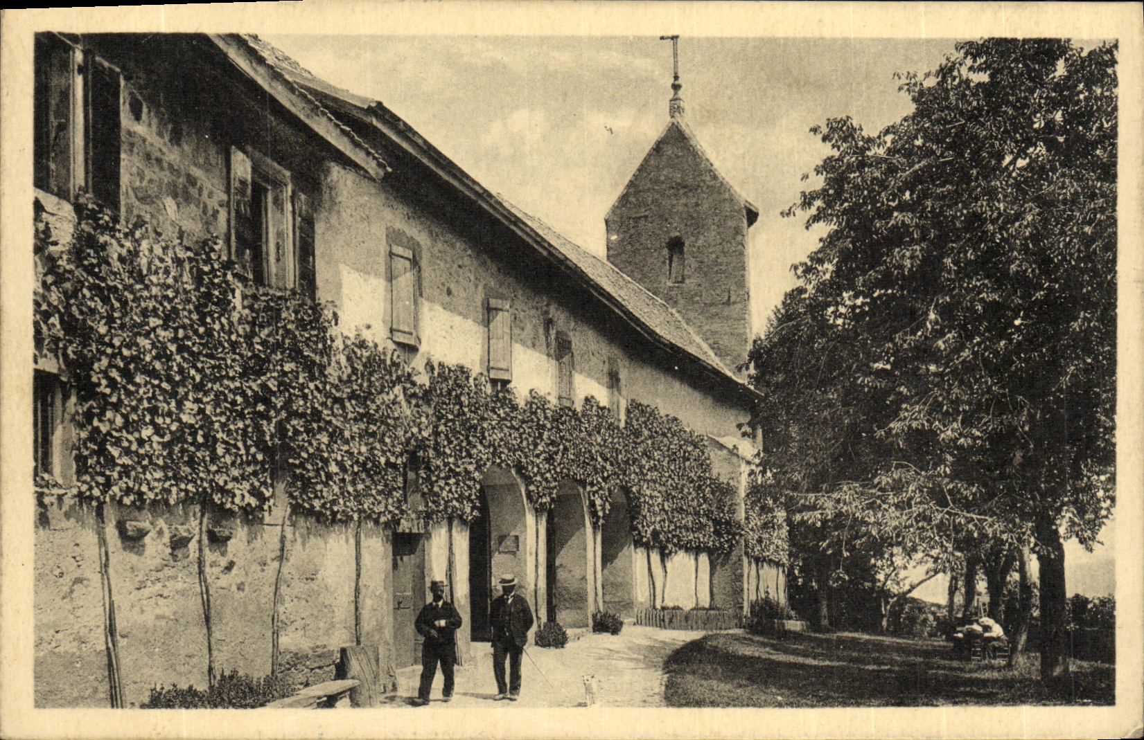 VINTAGE POSTCARD Thonon Les Bains Allinges La Chapelle