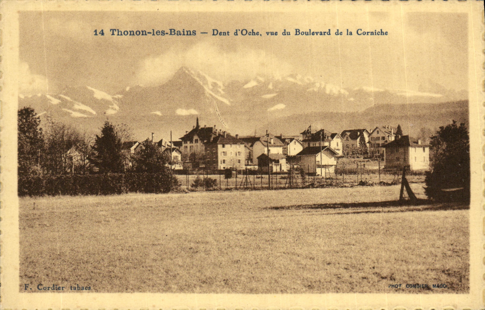 Diente D Oche de Thonon de la POSTAL de la VENDIMIA les Bains visto del bulevar de Coraiche