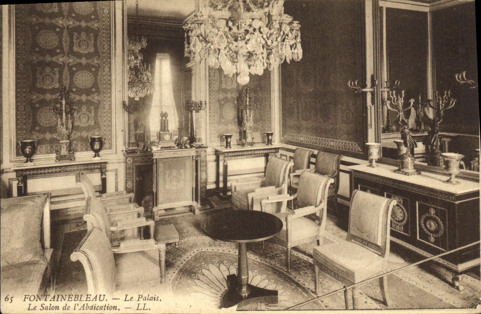 VINTAGE POSTCARD Fontainebleau the Palate the Living room of L Abdication