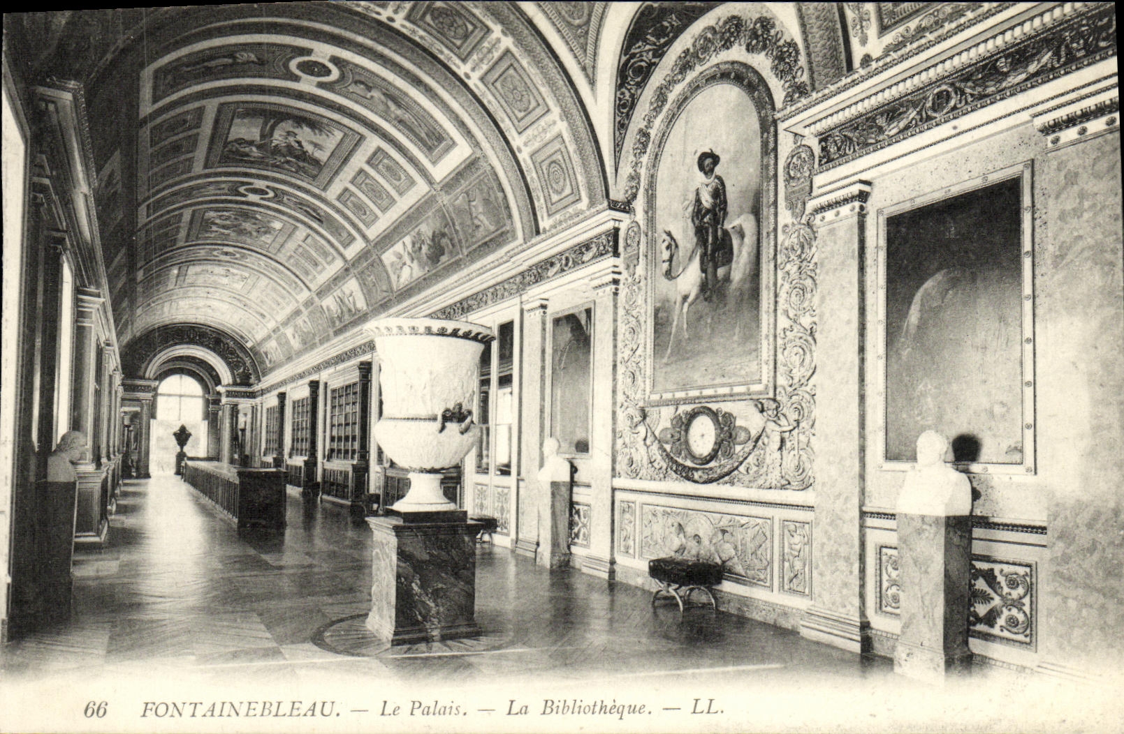 VINTAGE POSTCARD Fontainebleau the Palate the Library