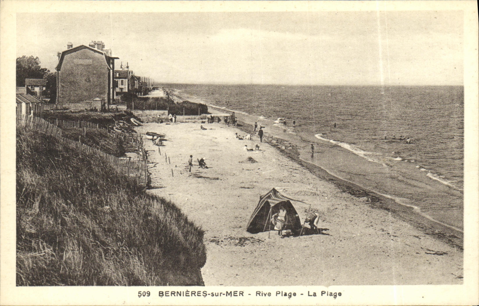 VINTAGE POSTCARD Bernieres On Mer Rivets Beach the Beach