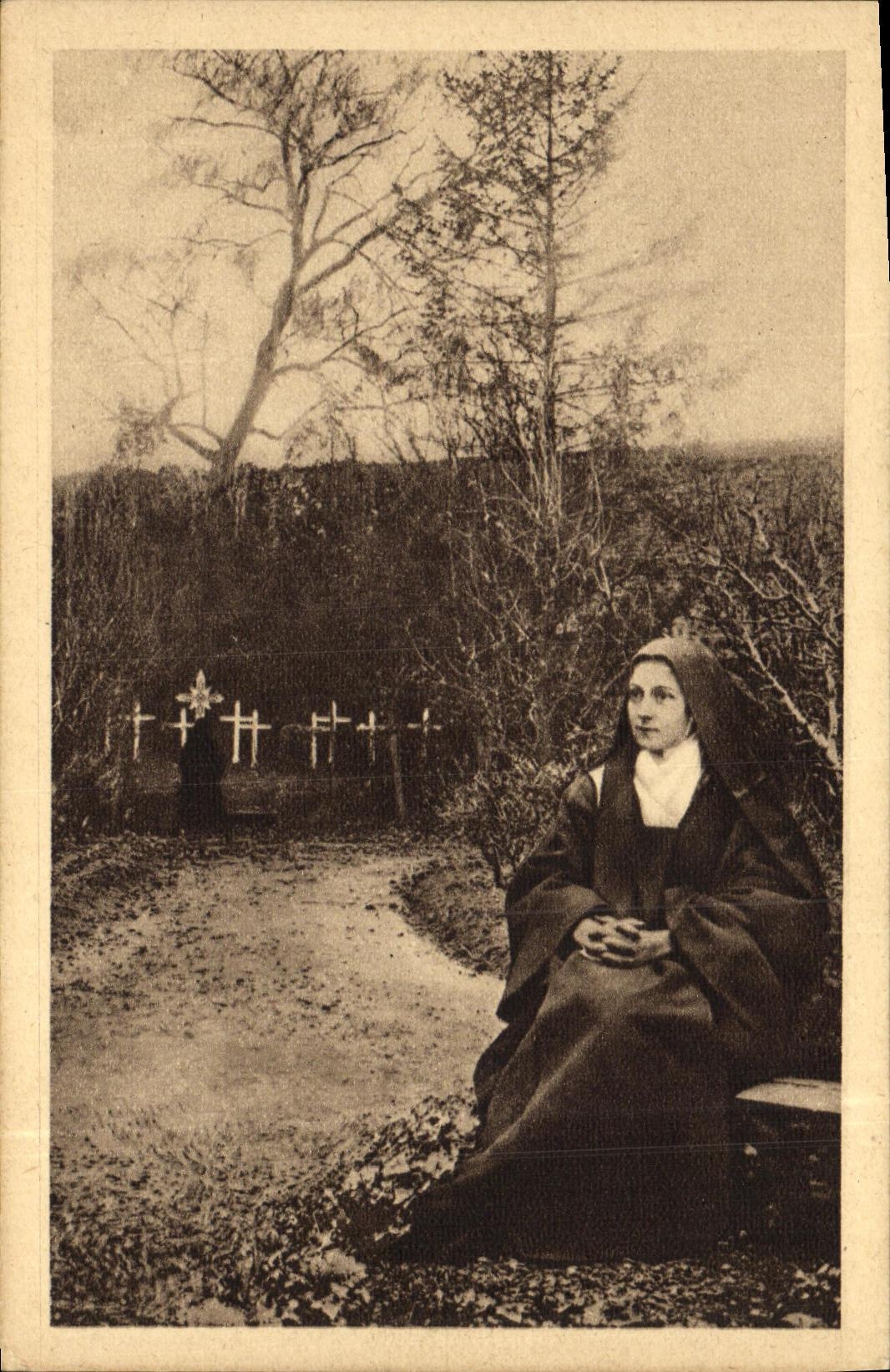 VINTAGE POSTCARD Holy Therese
