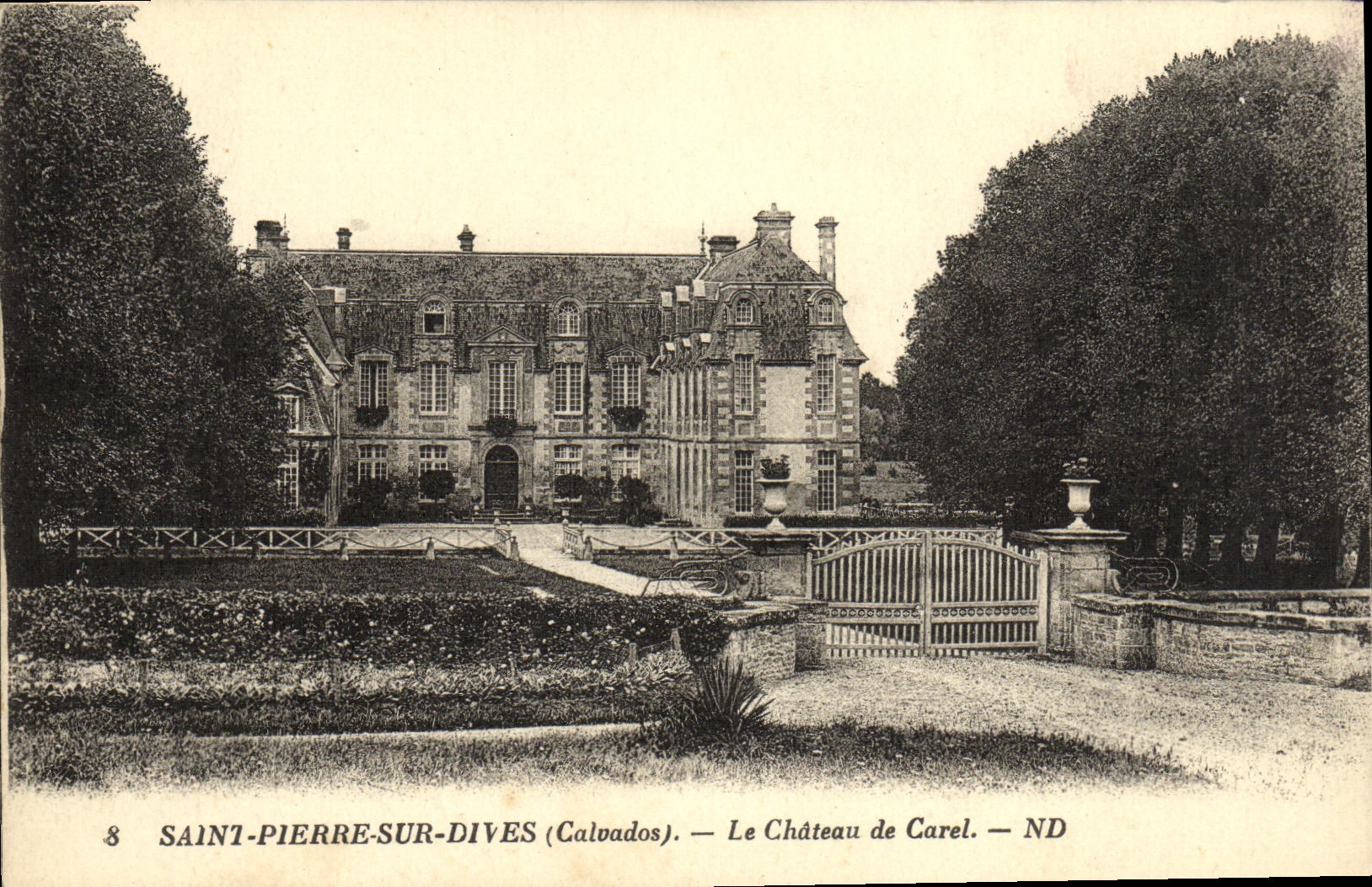 VINTAGE POSTCARD Saint Pierre On Divine the Castle De Carel