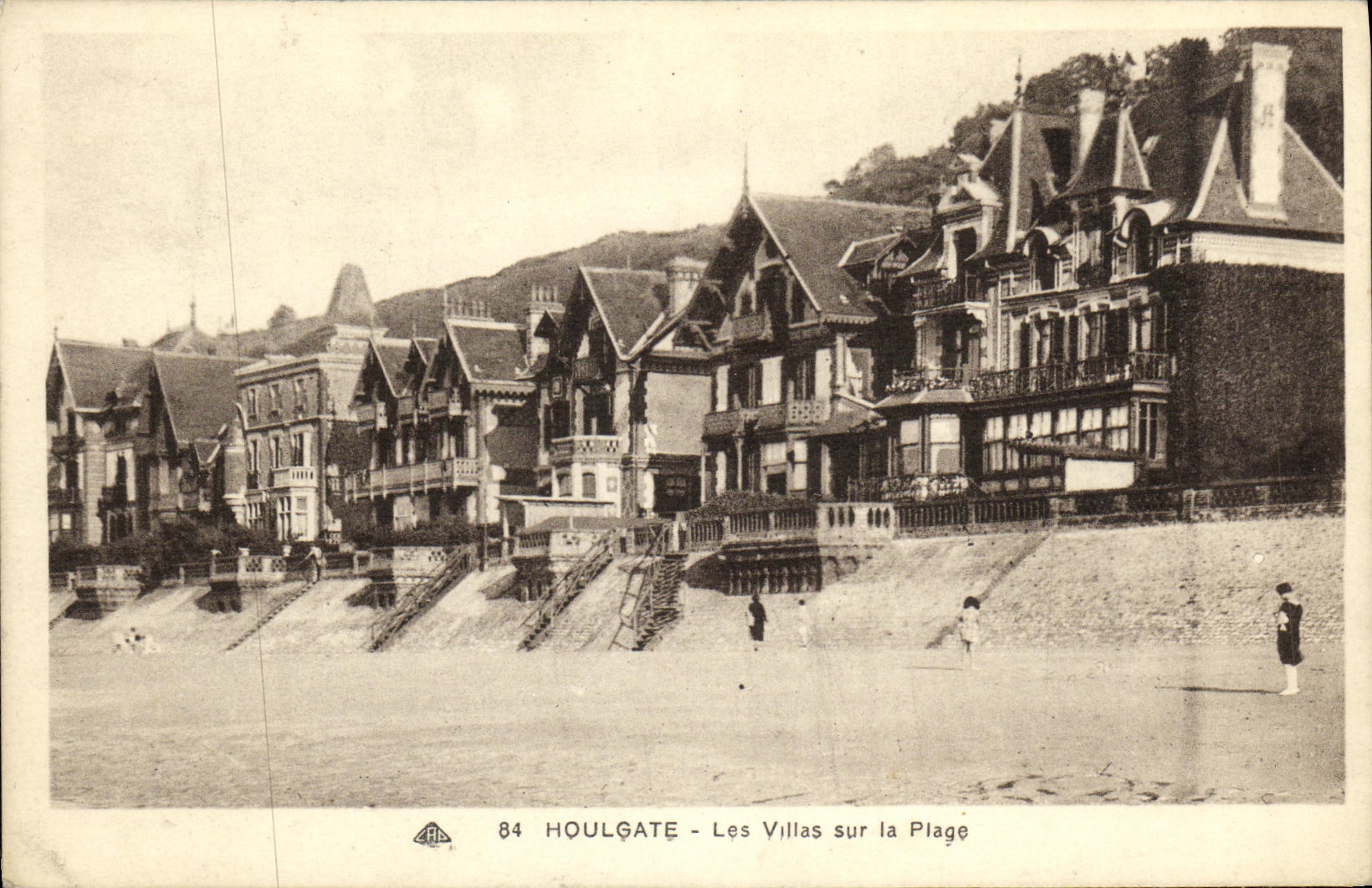 VINTAGE POSTCARD Houlgate Villas On the Beach