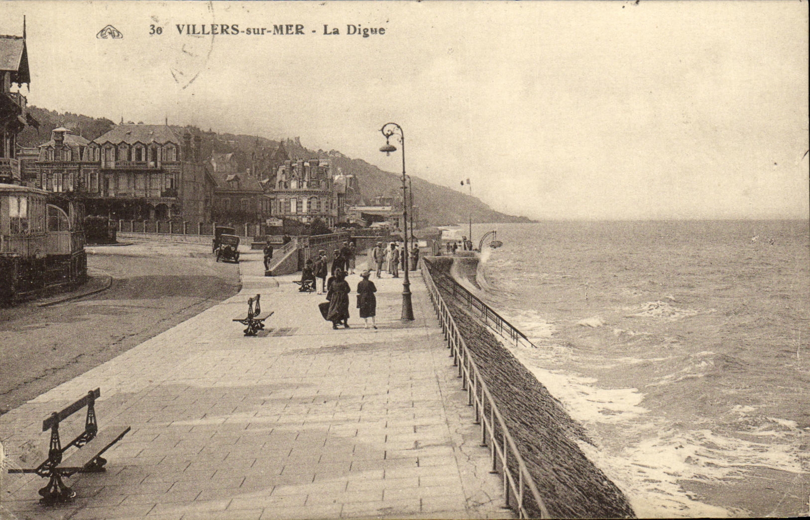 POSTAL Villers de la VENDIMIA en el mar la presa