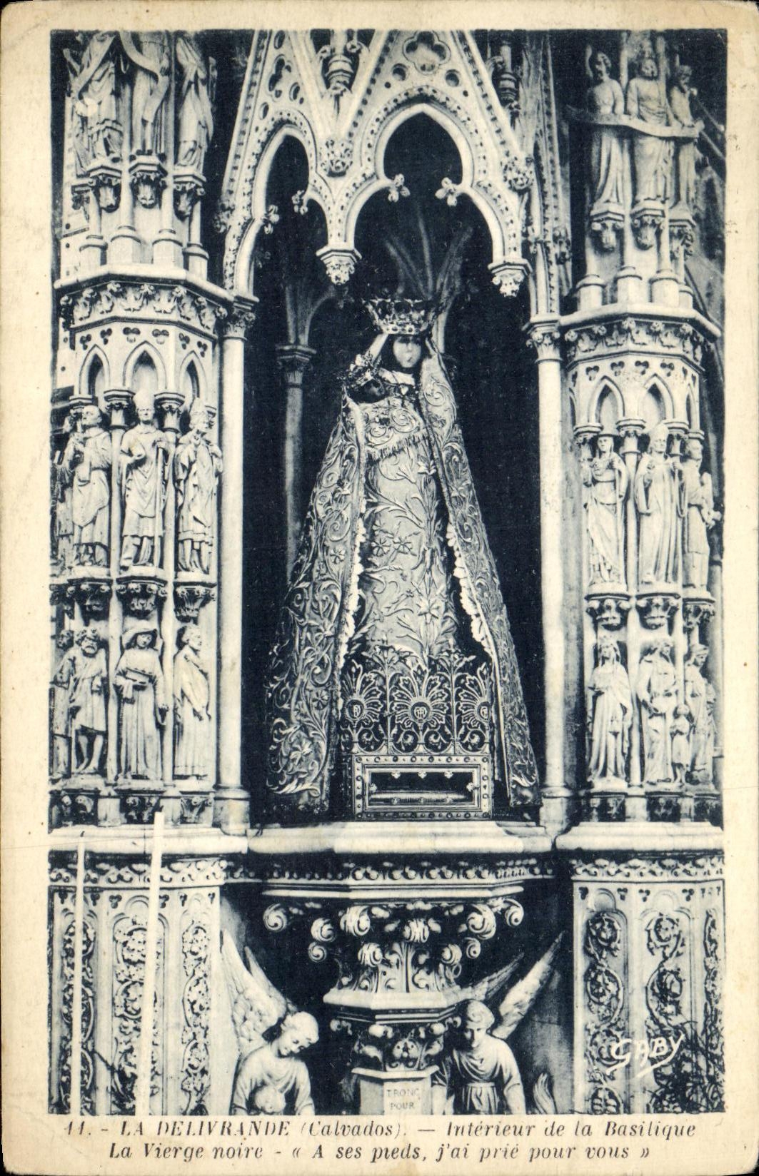 VINTAGE POSTCARD Interior Delivrande of the basilica the black virgin
