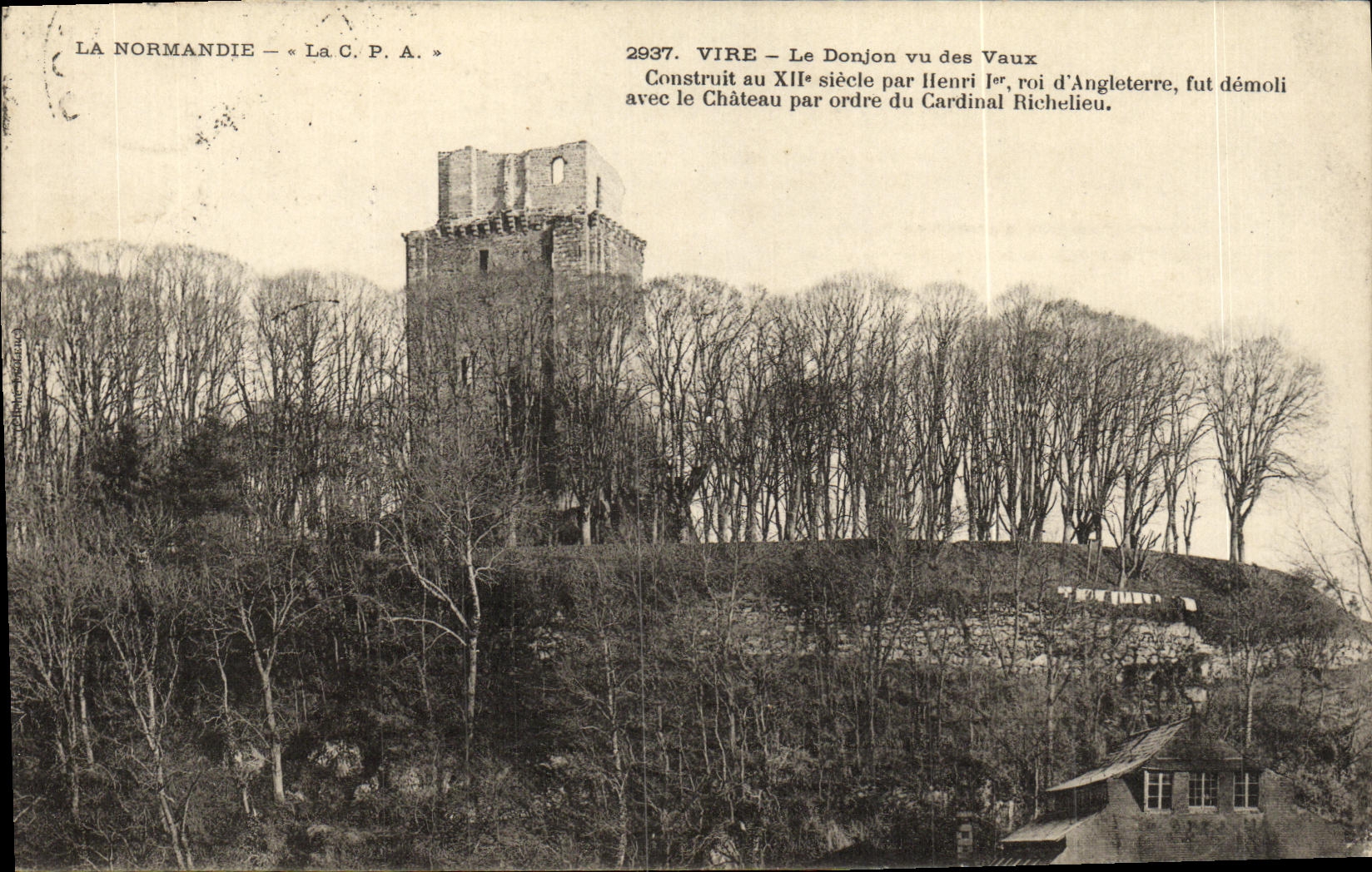 CPA Vire Le Donjon Vu Des Vaux 
